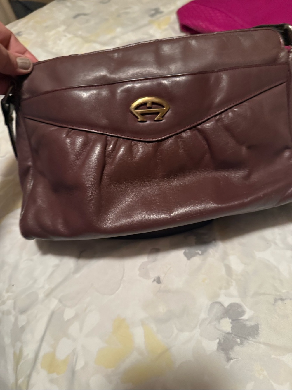 Etienne Aigner Burgundy Leather Shoulder Bag with Gold Logo